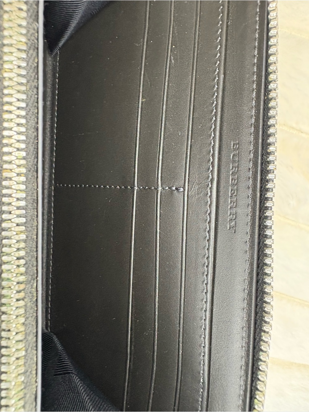 Burberry Saffiano Leather Long Zip Wallet w COA - Picture 10 of 16